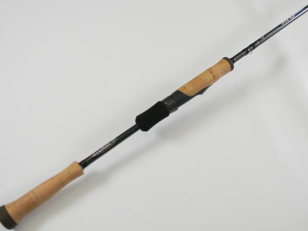 Discount Avid ASPS73MLXF 7'3" Medium Light - Used Spinning Rod - Exce Used Spinning Rods